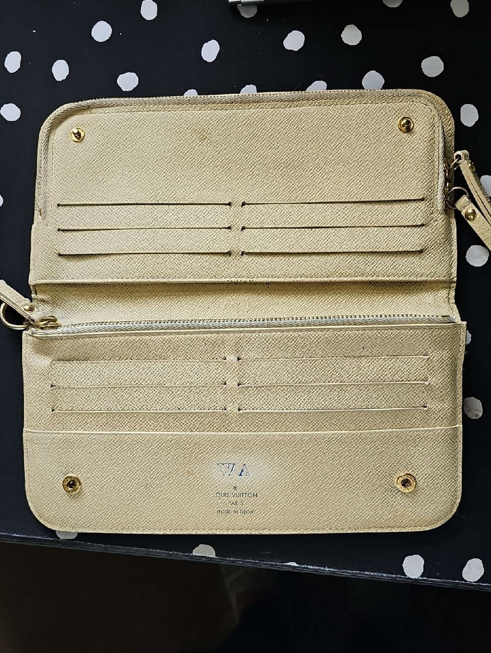 💥💥PROJECT PIECE💥💥 Louis Vuitton Damier Azure Checkered Wallet - Beige/White - Picture 3 of 8